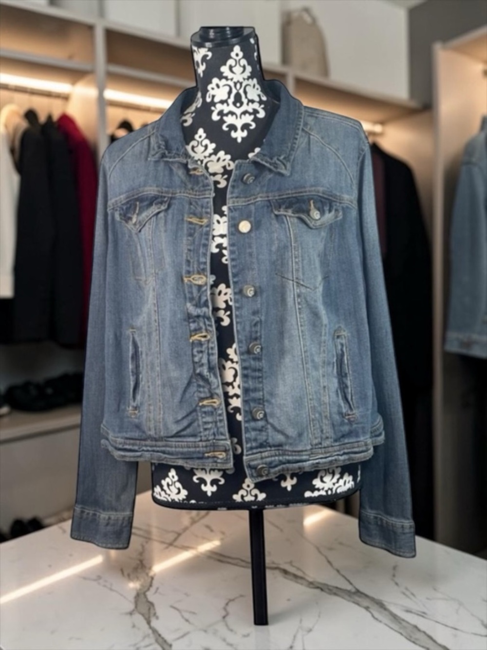 EST 1946 Denim distressed blue jean jacket 18 to 20 W Vintage - Picture 1 of 9